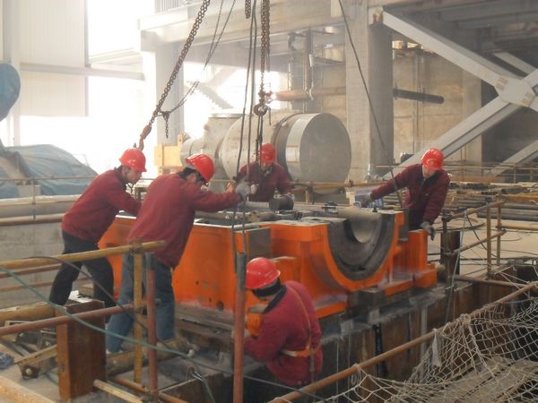 發電機穿轉子一圖