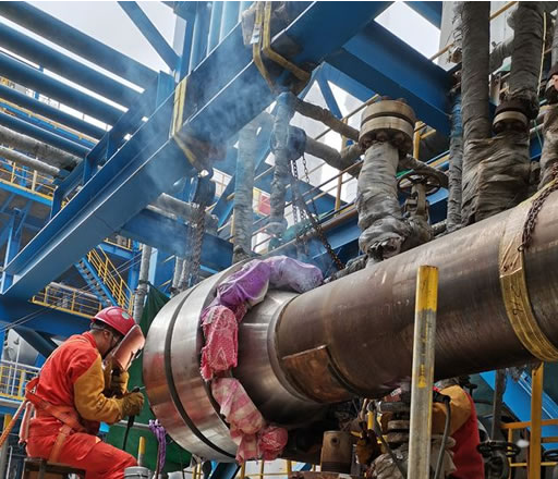 手拉冠航吊法蘭